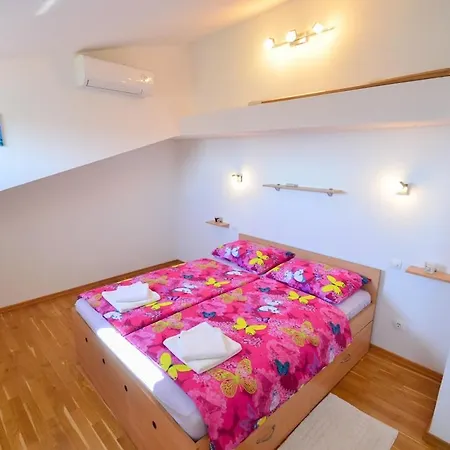 With A Parking Space - 12480 * Zadar