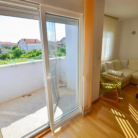 Apartamento With A Parking Space - 12480 Zadar