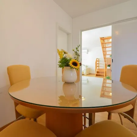 Lägenhet With A Parking Space - 12480 Zadar